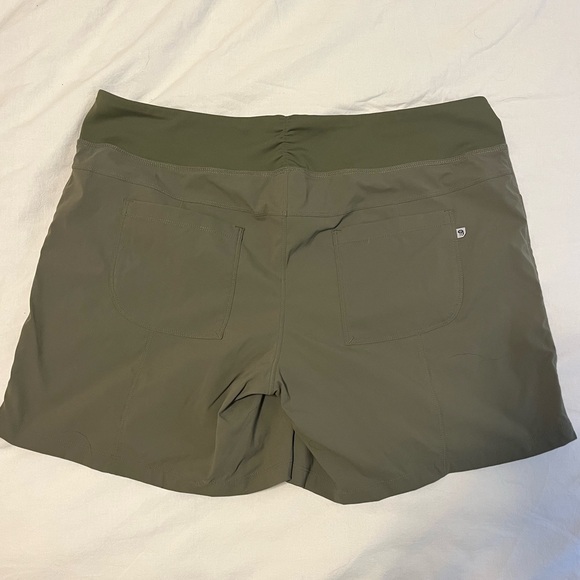 Mountain Hardwear women’s dynama short - Picture 4 of 5